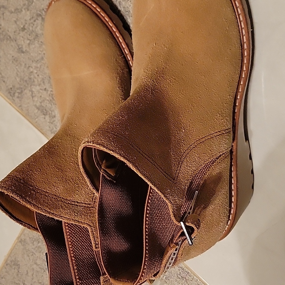 GB ankle booties